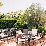 The Club & Jersey 5*