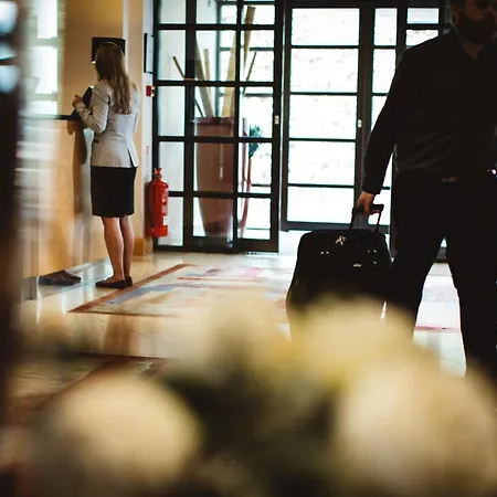 The Club & Jersey Hotell 5*