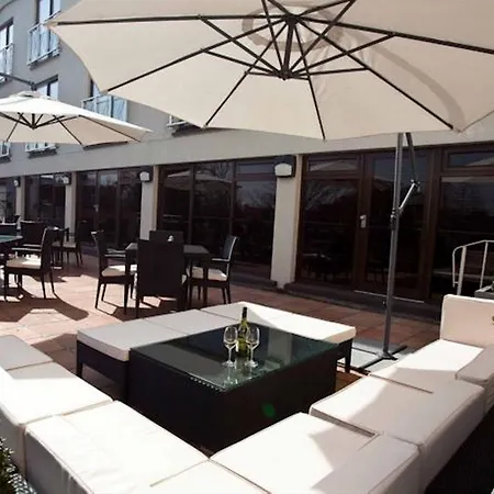 Hotel The Club & Jersey
