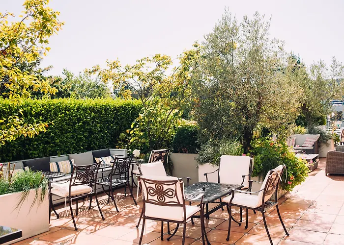 The Club & Jersey 5*