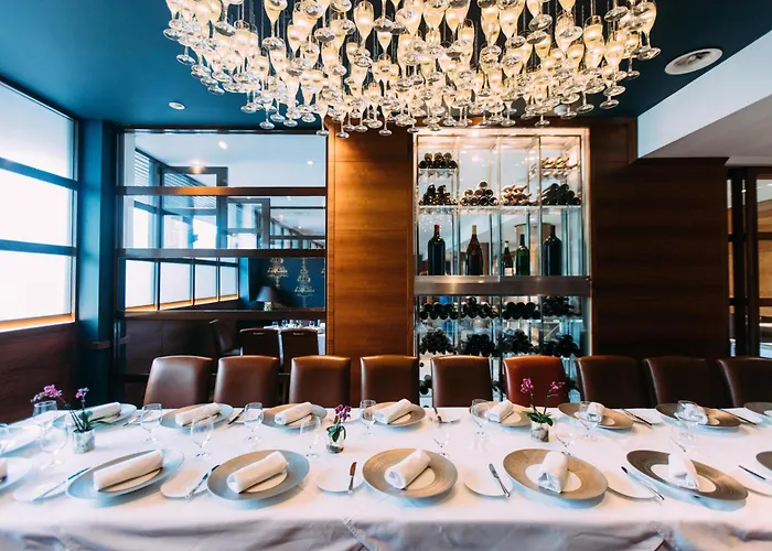 Hotel The Club & Jersey 5*