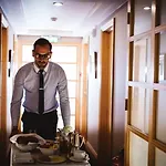 The Club & Jersey 5*