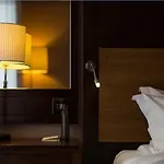 클럽 앤드 스파 저지