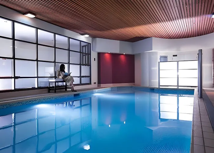 The Club & Jersey Hotel